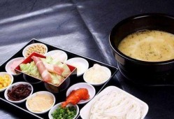 網紅爆料咬米線視頻,這米線太誘人了！